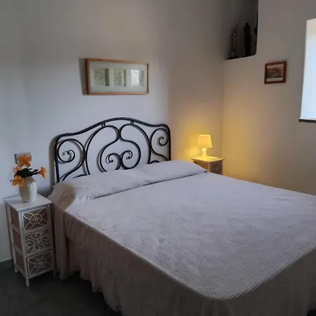 La Nonna Delle Arance 리파리